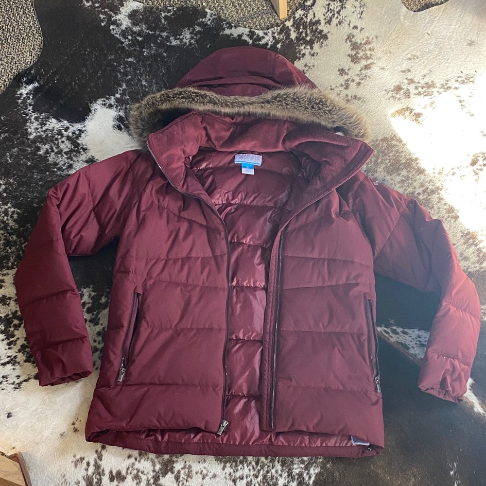 Columbia Burgundy Puffer Jacket with Faux Fur Hood
